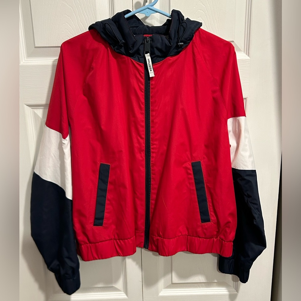 Hollister Hooded Windbreaker Size XL